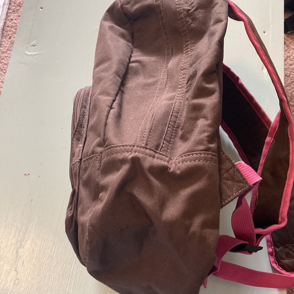 Backpack - Picture 7 of 9